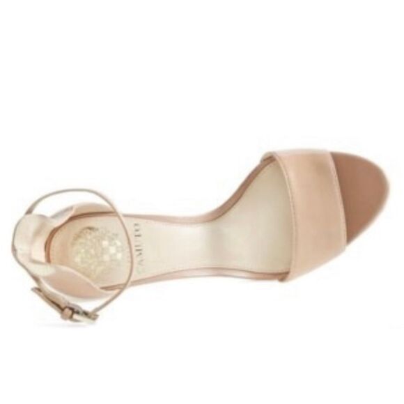 ✨Vince Camuto Court Nude Strappy Leather Sz 6 Heels✨ - Picture 3 of 16